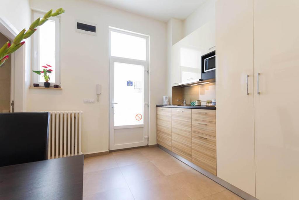 City Break Apartments Chic And Luxury Belgrado Esterno foto